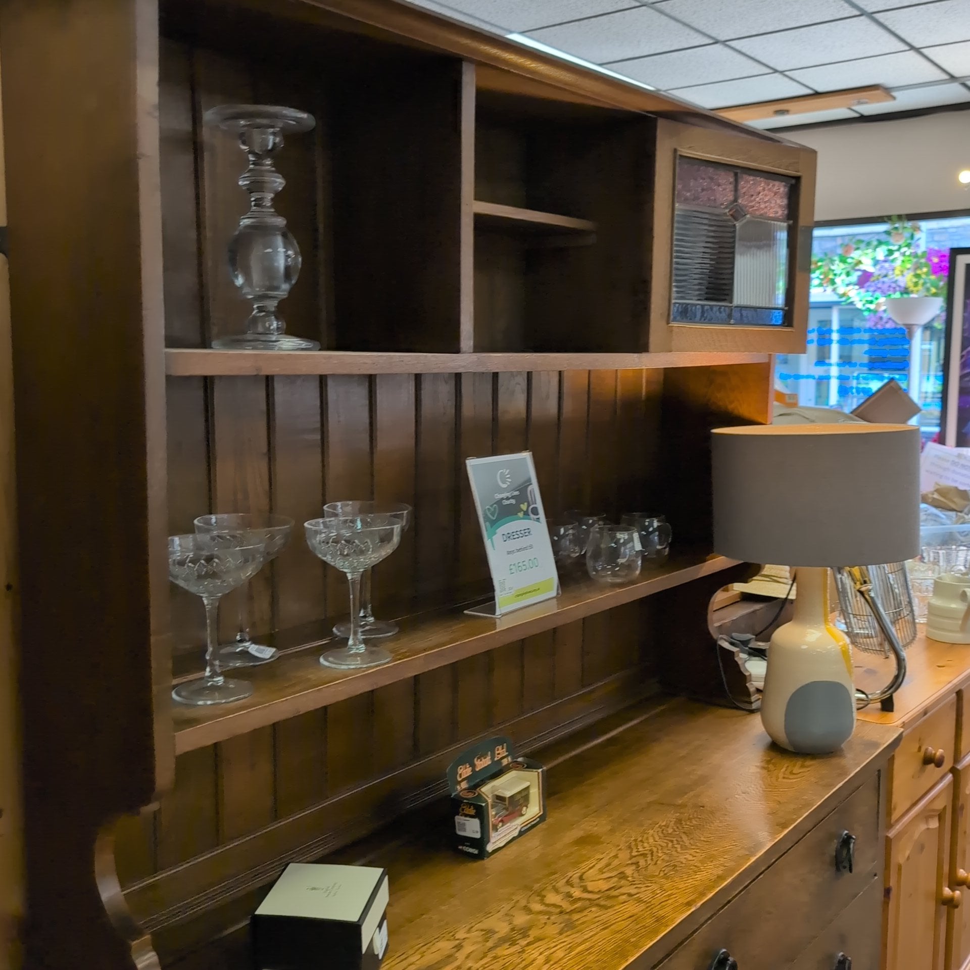 Dresser